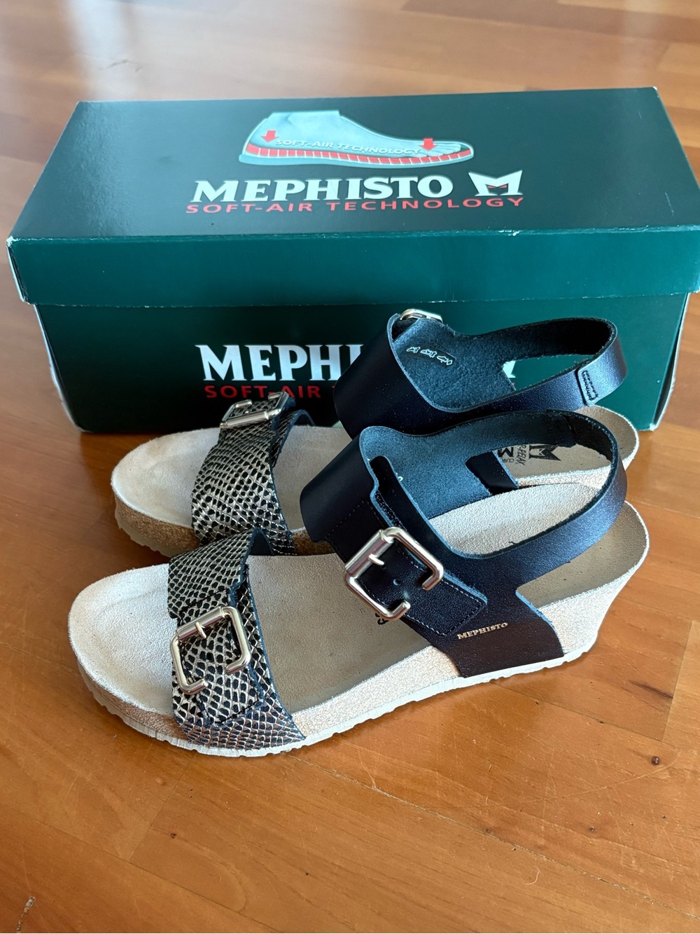 Mephisto Lissandra 2800 Cuba Black Platform Wedge Sandals NWT Sz 9
